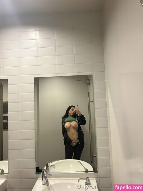 Sydney Goins leaked onlyfans.