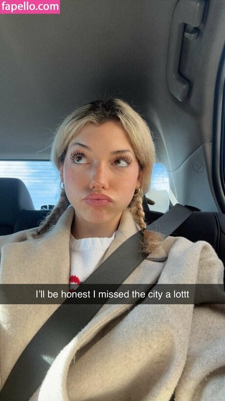 Megan Eugenio desnuda onlyfans