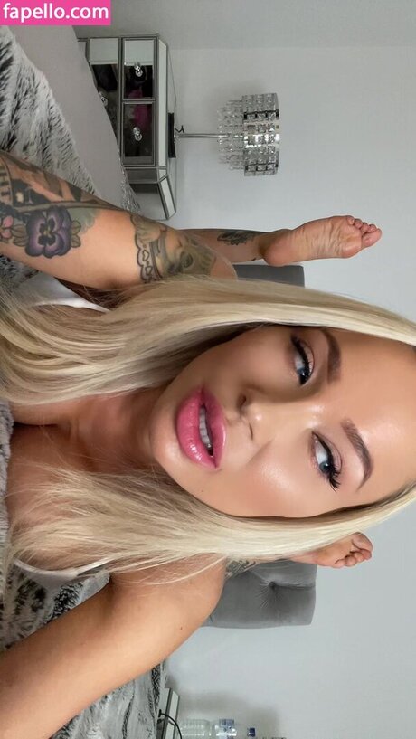 Portia Paris onlyfans boobs