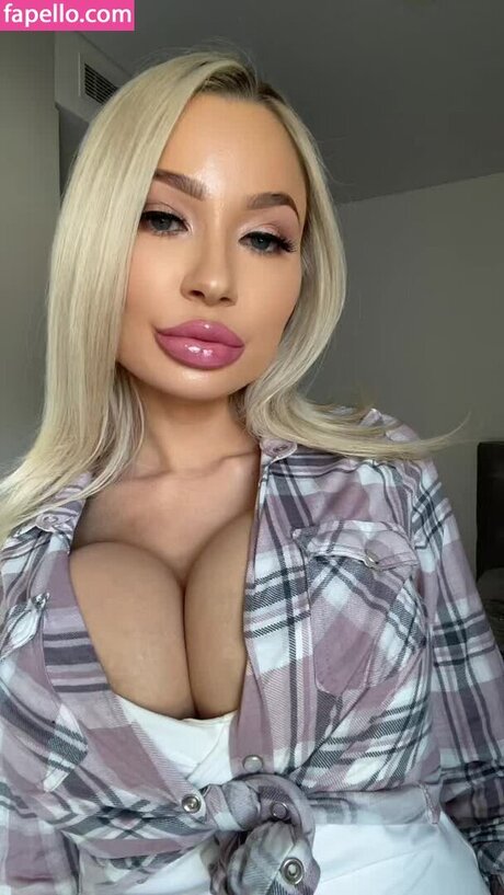 Portia Paris onlyfans nude pictures