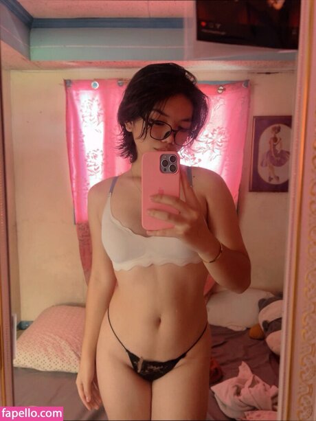 Herbie Lee topless onlyfans