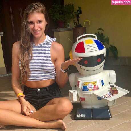 Elisa Santinon onlyfans model