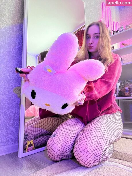 silverpravvnn onlyfans model