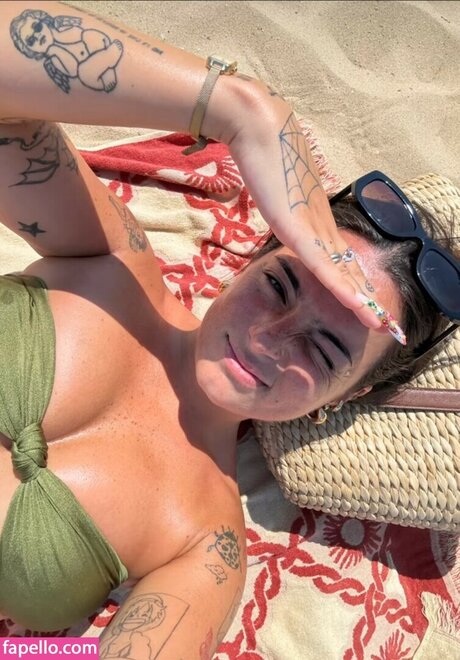 Julie Ferrat onlyfans leak porn