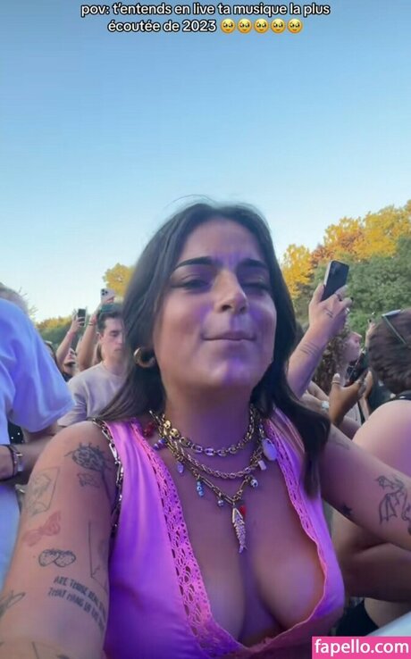 Julie Ferrat onlyfans leaked dirtyship