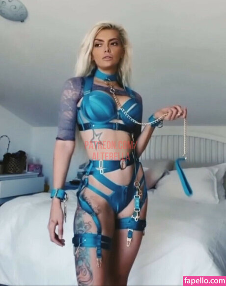 Ella Dvornik onlyfans lean