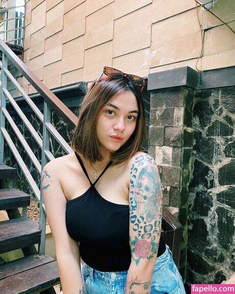 demilangston onlyfans boobs