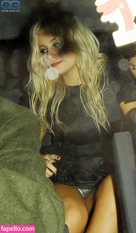 Pixie Lott naked on onlyfans