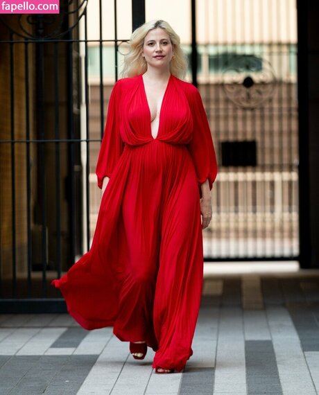 Pixie Lott porn onlyfans leak