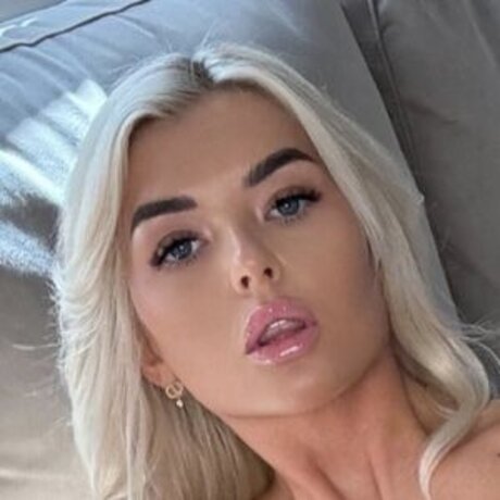 Perfect Package onlyfans strip tease