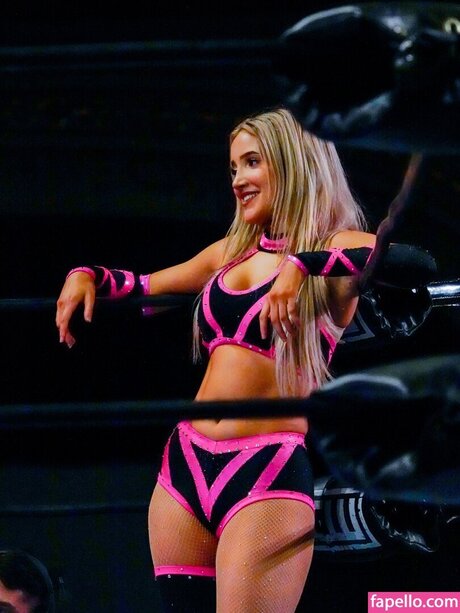 Zayda Steel onlyfans.