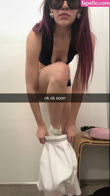 Jessie Paege naked onlyfans leaks