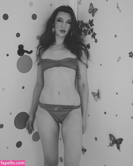 Jessie Paege onlyfans naked