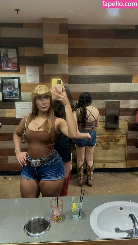 juliannaa___ onlyfans porn