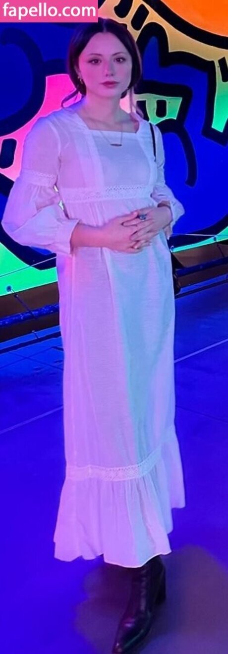 Lily Mo Sheen fans only