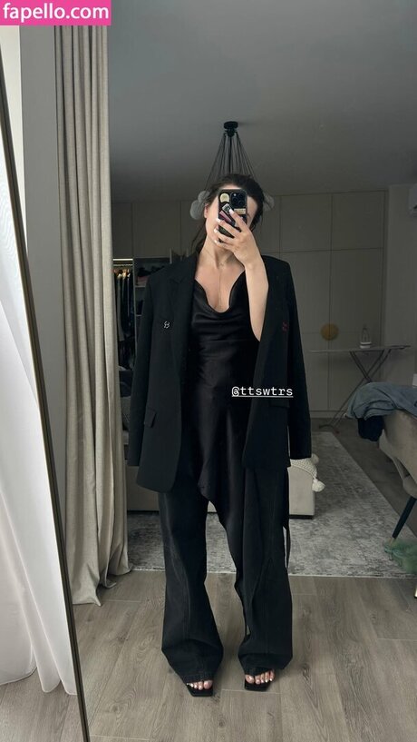 glazalinkaaa onlyfans pics