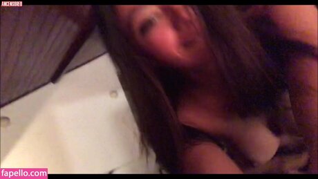 Carolina Oliveira naked onlyfans