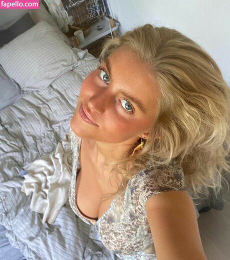 Sofie Houman onlyfans leaks porn