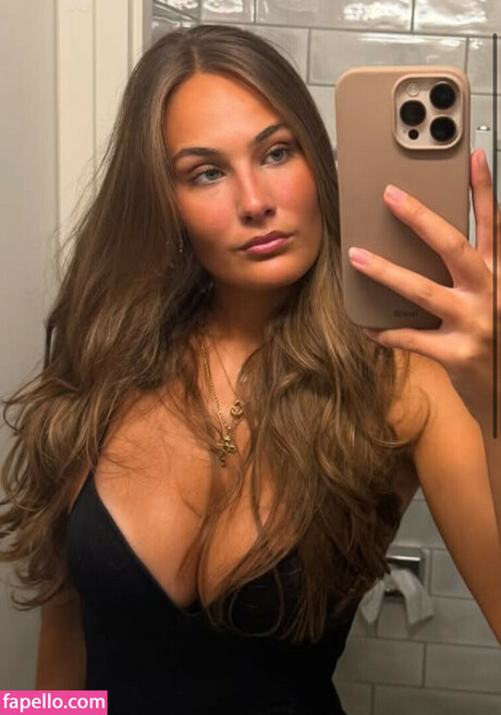 Julie Boye onlyfans public photos