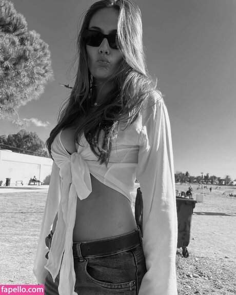 Julie Boye onlyfans explicit content