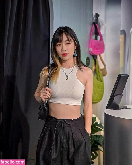 Wolfsbanee onlyfans leaked xxx