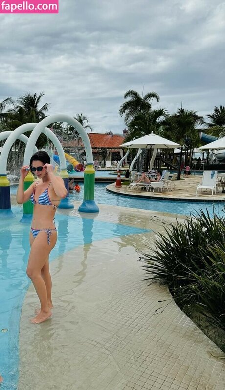 Camila Rodrigues onlyfans leaj