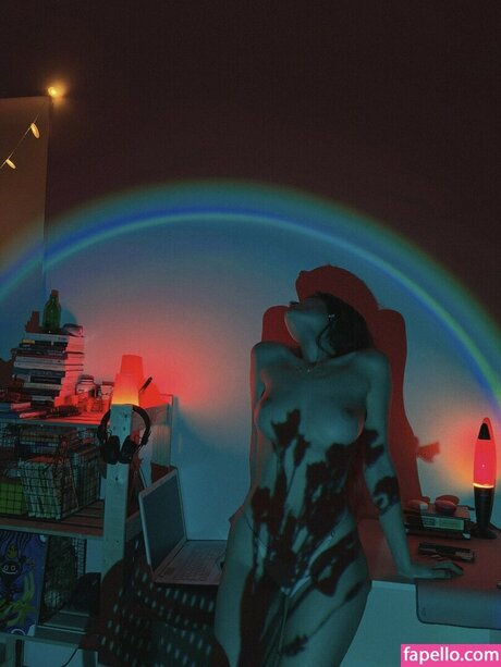 Cloveralice nude onlyfans