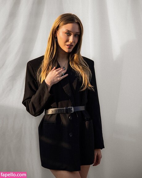 Oliwia Petryna onlyfans leaked tits