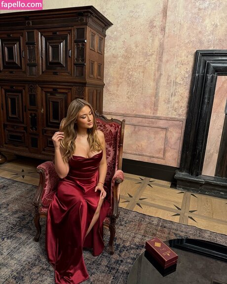 Oliwia Petryna onlyfans pics