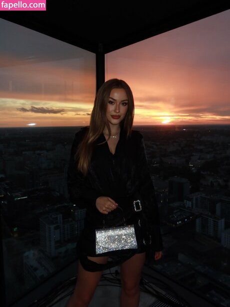 Oliwia Petryna naked onlyfans leaks