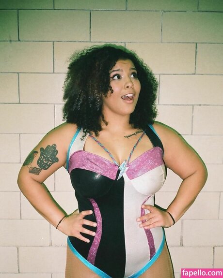 Willow Nightingale onlyfans leaked dirtyship