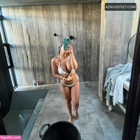 Carlyn Romero onlyfans leaks naked