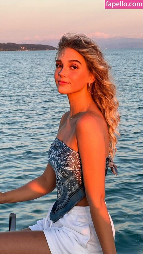 Lara Spengler onlyfans leak free