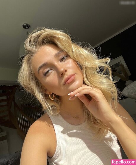 Lara Spengler onlyfans porn free