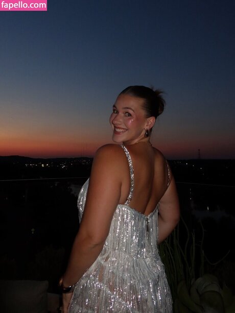 Esther Burden naked on onlyfans