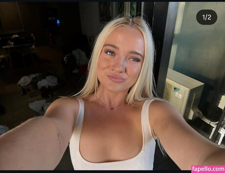 charlee spinks onlyfans ass