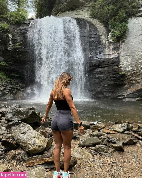 littlefitdevil onlyfans model