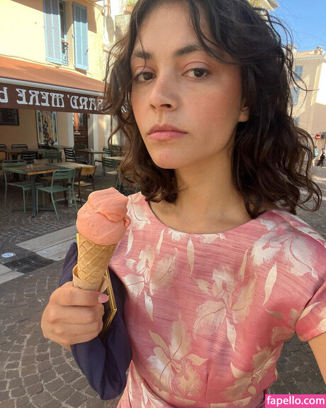 Blu Hunt on onlyfans