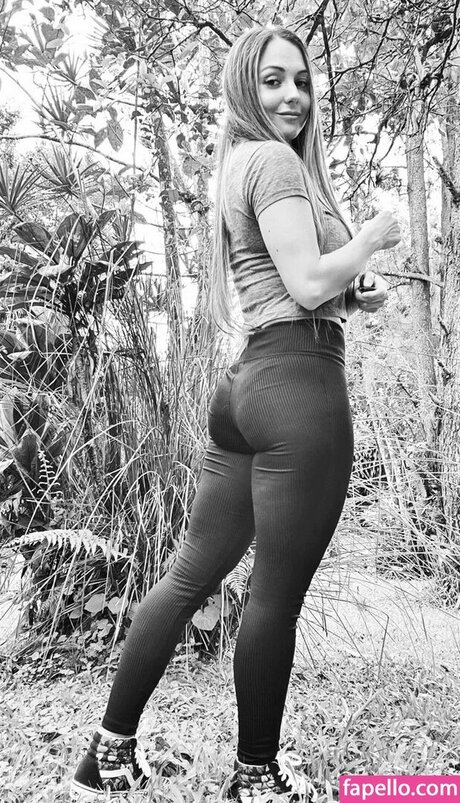 Melissa Diakova nude leaks onlyfans