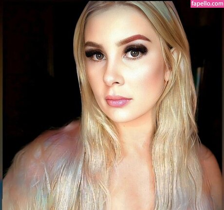 Thickbarbiegirl onlyfans star