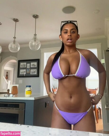 Honeypot1766 onlyfans naked pics