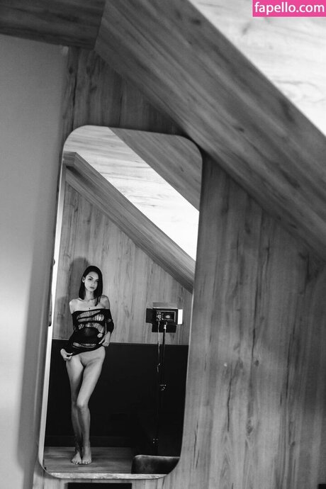 iambellahex onlyfans naked pics