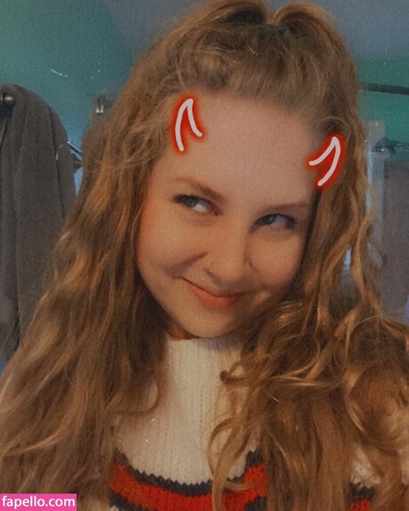 Ivy Andrews onlyfans desnuda