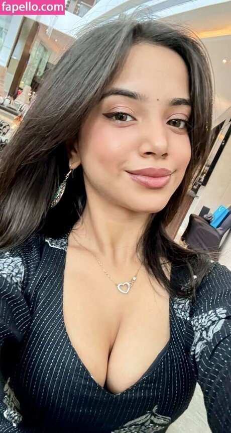 Muskan Karia onlyfans public photos