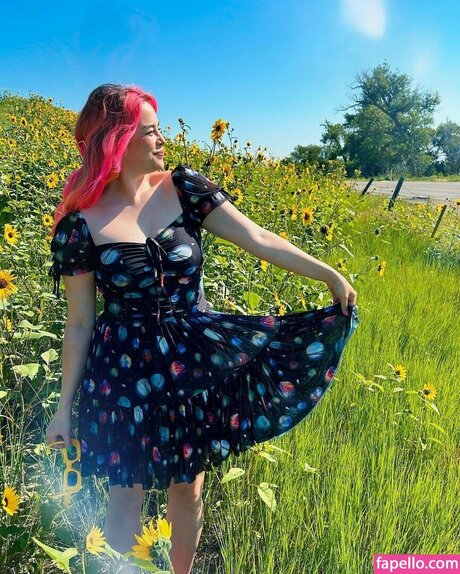 Sarah Whittle only fans leaks