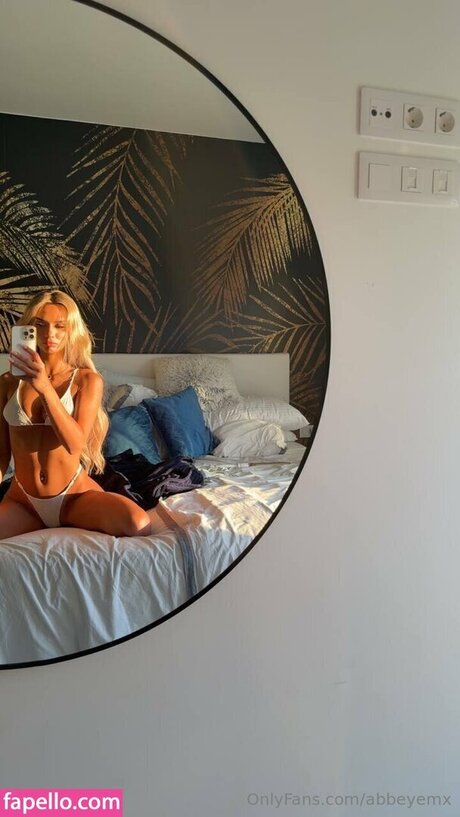 Abbie Hall onlyfans leaks xxx