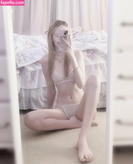 evieleafie onlyfans de