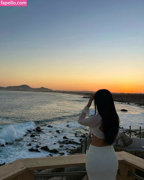 Zenoviajafar sexy onlyfans