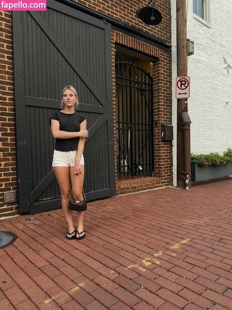 Lucia Marie porn onlyfans