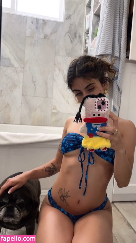 Iggybellyy nude onlyfans leaks